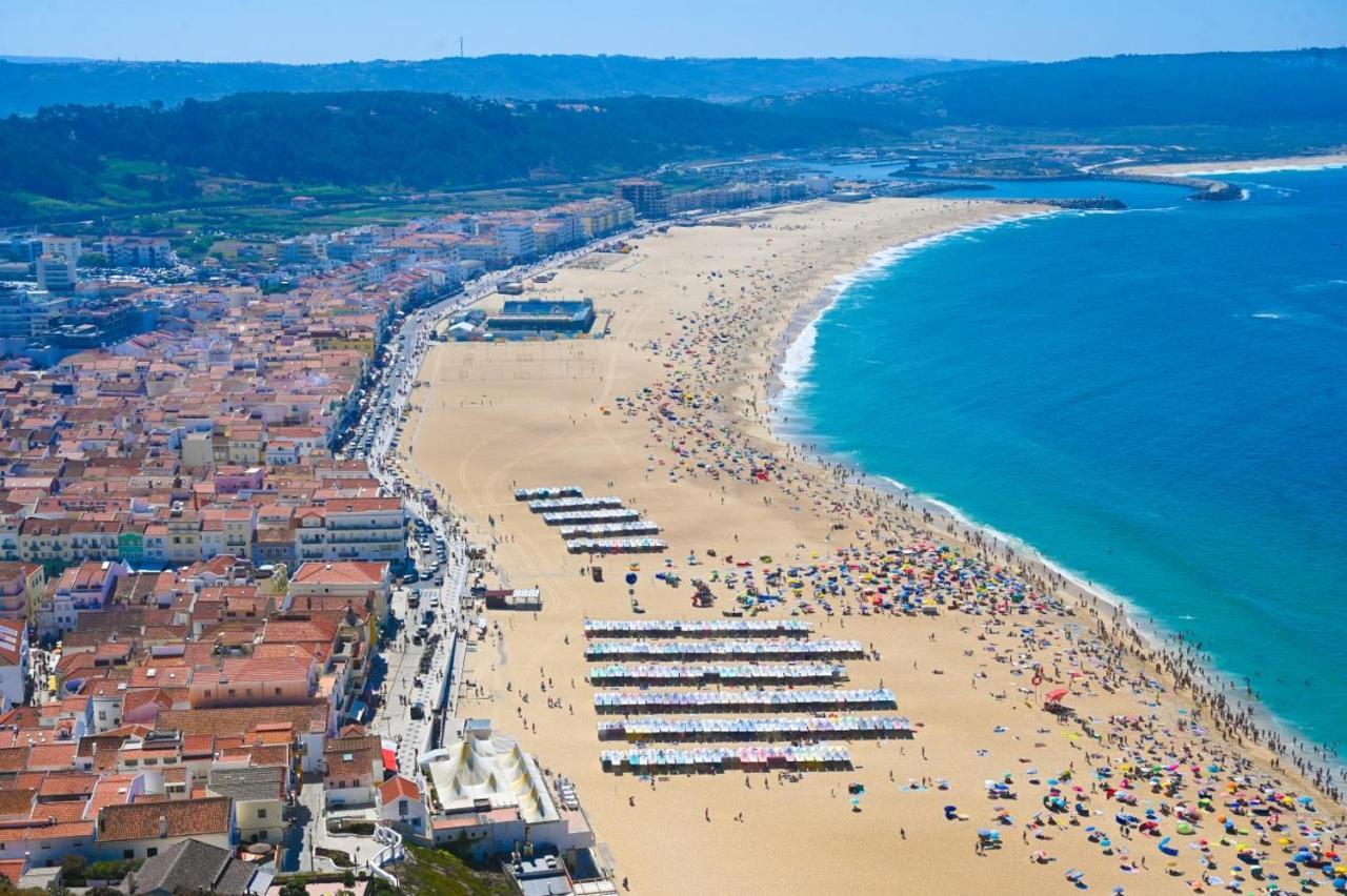 Beachfront Apartment Nazaré Kültér fotó